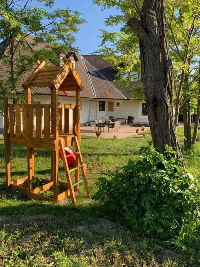 Levendulakert Apartmanhaz Apartment